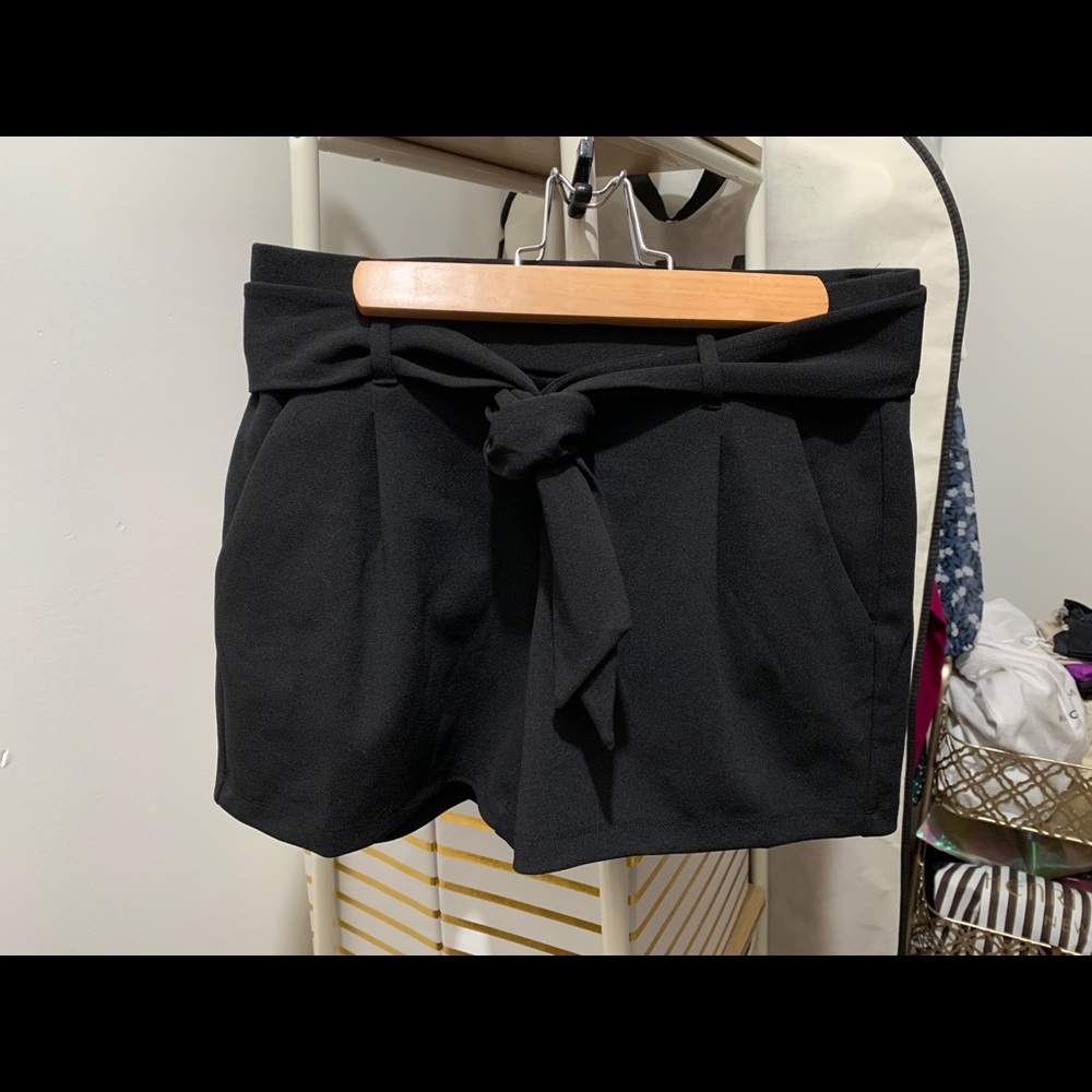 COPY - Loft Tie Waist Shorts in Black, S Petite